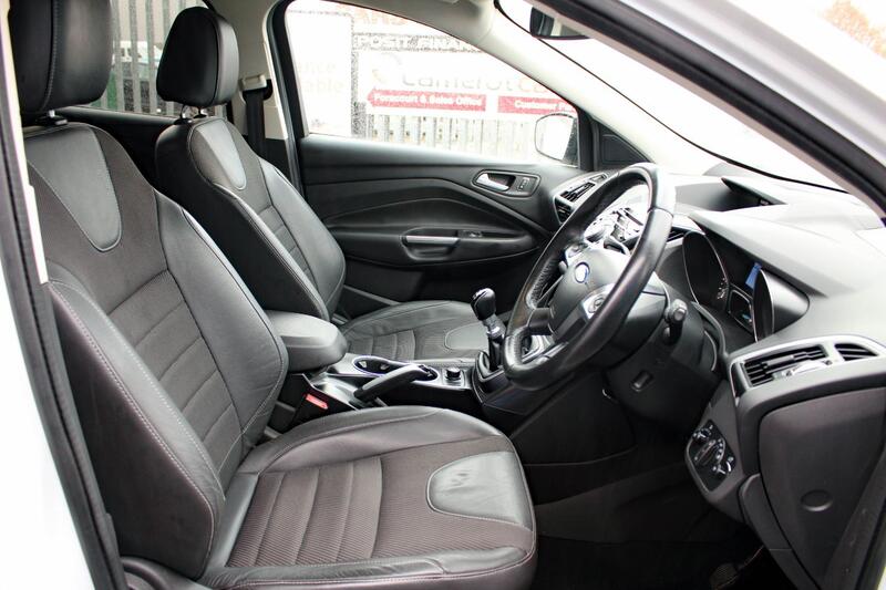 FORD KUGA 2.0 TDCi Titanium  2013