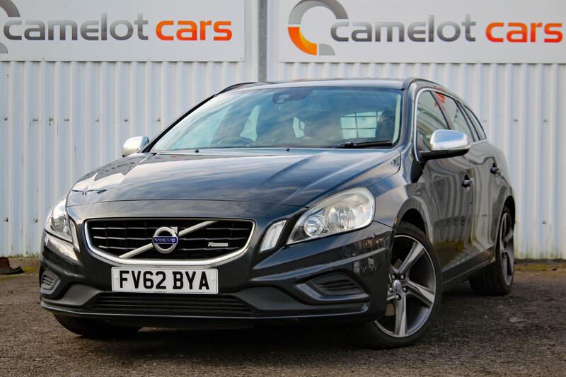 VOLVO V60 2.0 D4 R-Design  2012