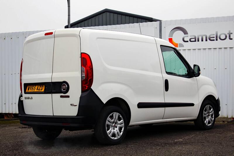 FIAT DOBLO 1.3 New Doblo Cargo Cargo 1.3 90 Multijet Ii 2015