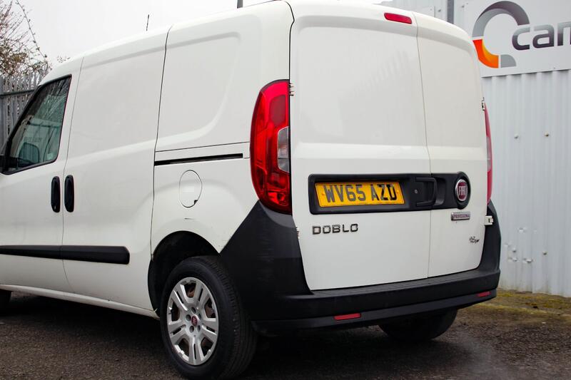 FIAT DOBLO 1.3 New Doblo Cargo Cargo 1.3 90 Multijet Ii 2015