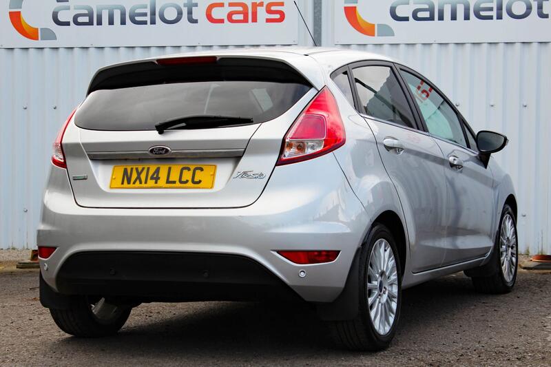 FORD FIESTA 1.0 T EcoBoost Titanium 2014