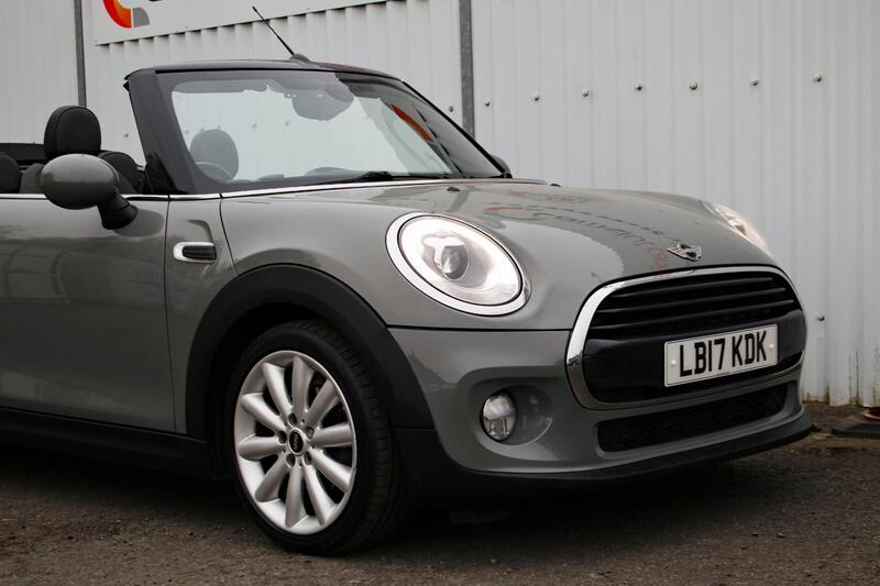 MINI CONVERTIBLE 1.5 Cooper D Convertible 2017