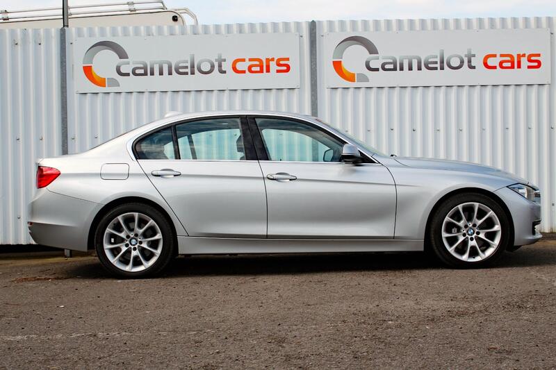 BMW 3 SERIES 3.0 330d xDrive Luxury 2013