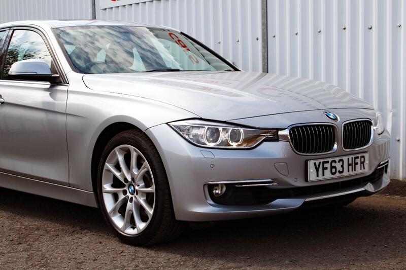 BMW 3 SERIES 3.0 330d xDrive Luxury 2013