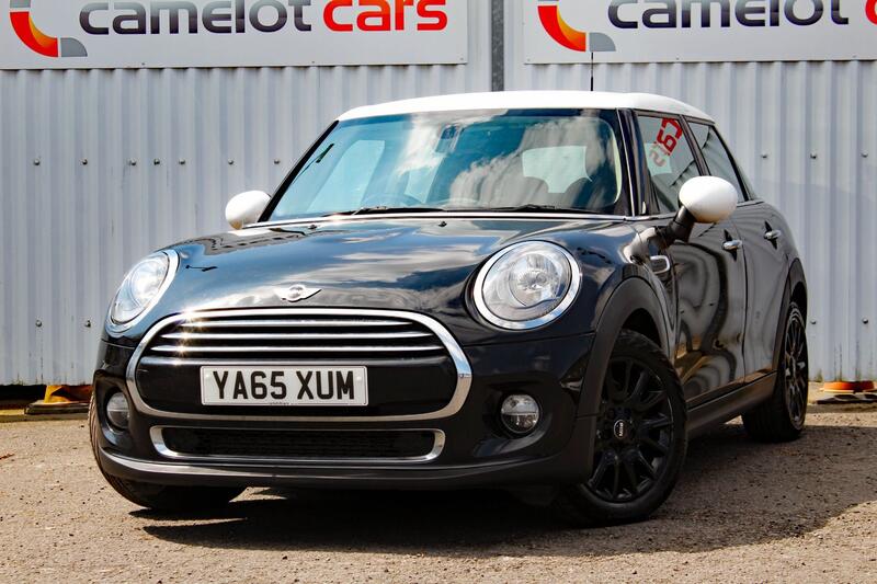 MINI HATCH 1.5 5-Door Hatch Cooper 2015