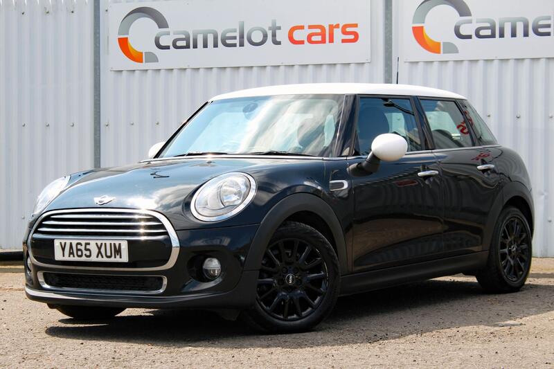 MINI HATCH 1.5 5-Door Hatch Cooper 2015