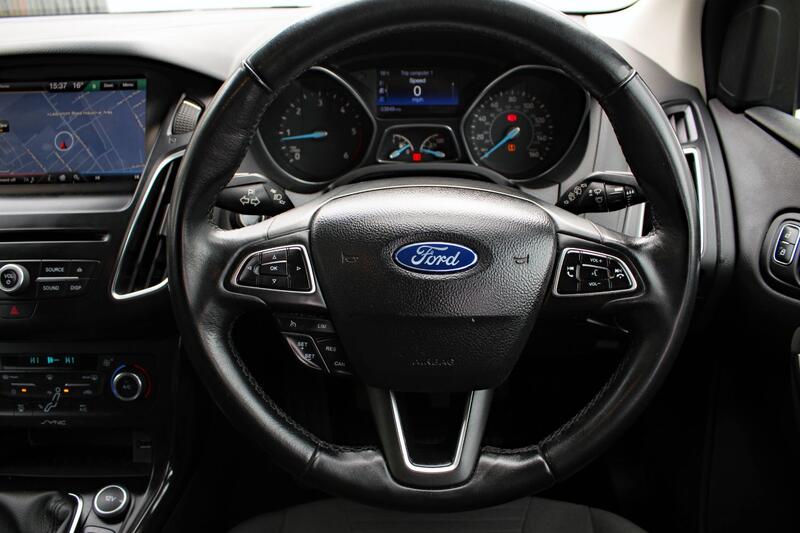 FORD FOCUS 1.6 TDCi Titanium 2015