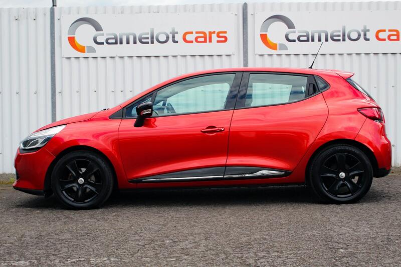 RENAULT CLIO 1.5 Dynamique Nav dCi 90 ECO 2015