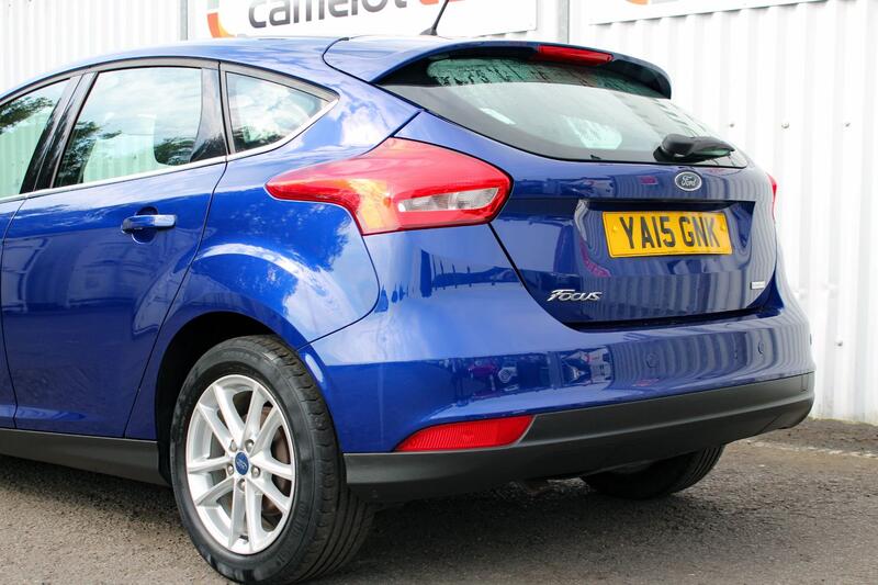 FORD FOCUS 1.0 T EcoBoost Zetec 2015