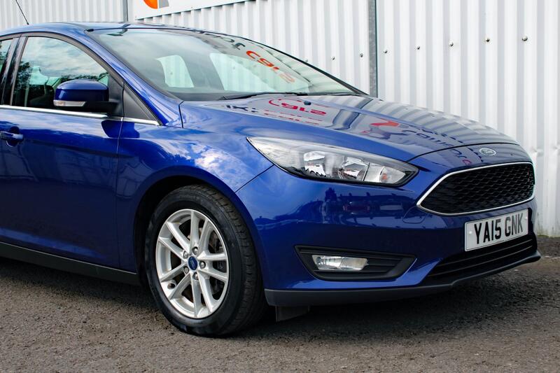 FORD FOCUS 1.0 T EcoBoost Zetec 2015