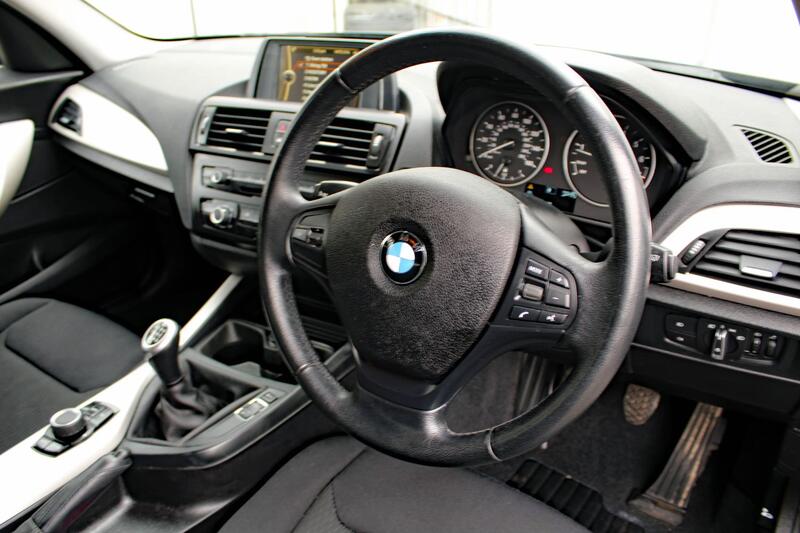 BMW 1 SERIES 1.6 116i SE 5-door 2013