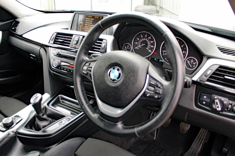 BMW 3 SERIES 2.0 320d Sport Saloon 2014