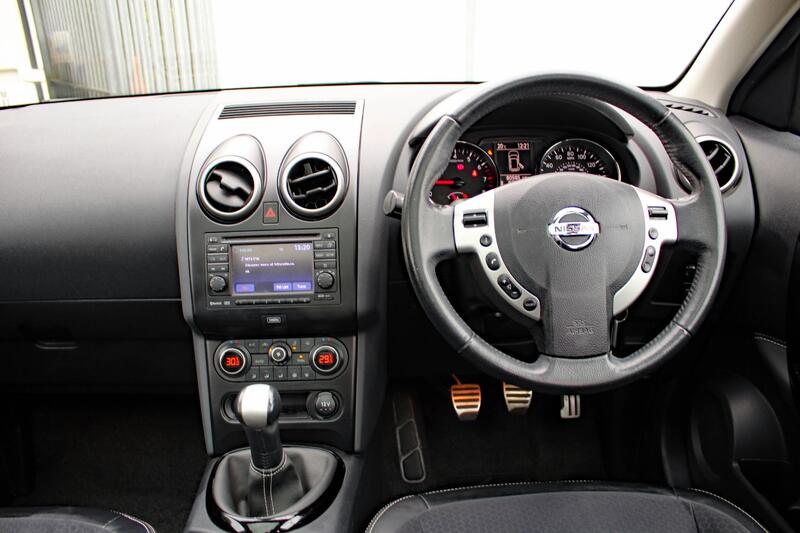 NISSAN QASHQAI 1.6 360 2013