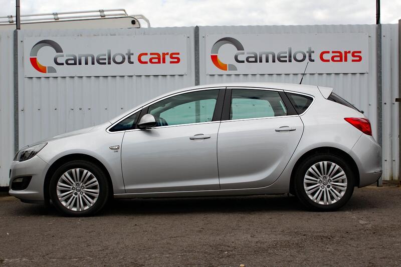 VAUXHALL ASTRA 1.4 16v Excite 2014