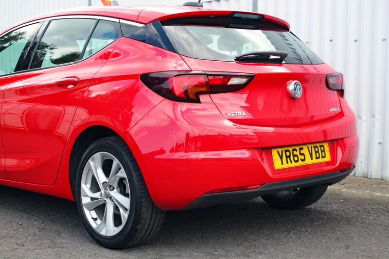 VAUXHALL ASTRA 1.0 i Turbo ecoFLEX SRi 2015