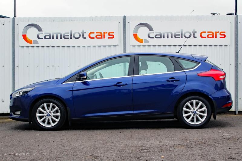 FORD FOCUS 1.0 T EcoBoost Titanium 2014