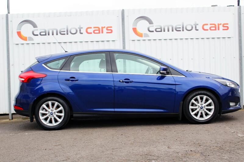 FORD FOCUS 1.0 T EcoBoost Titanium 2014