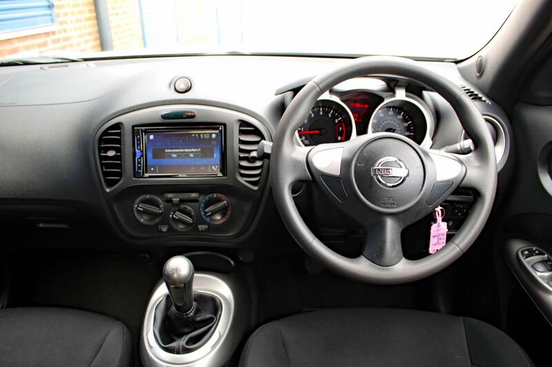 NISSAN JUKE 1.6 Visia 2017