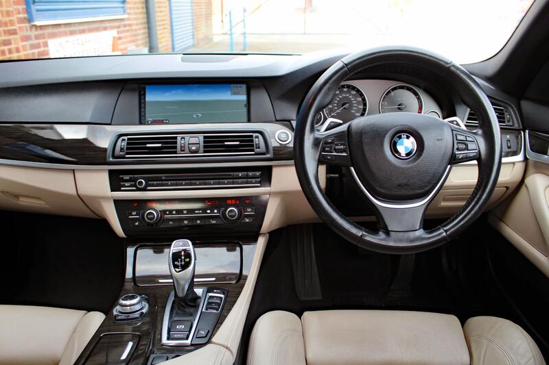 BMW 5 SERIES 3.0 525d SE Saloon 2010