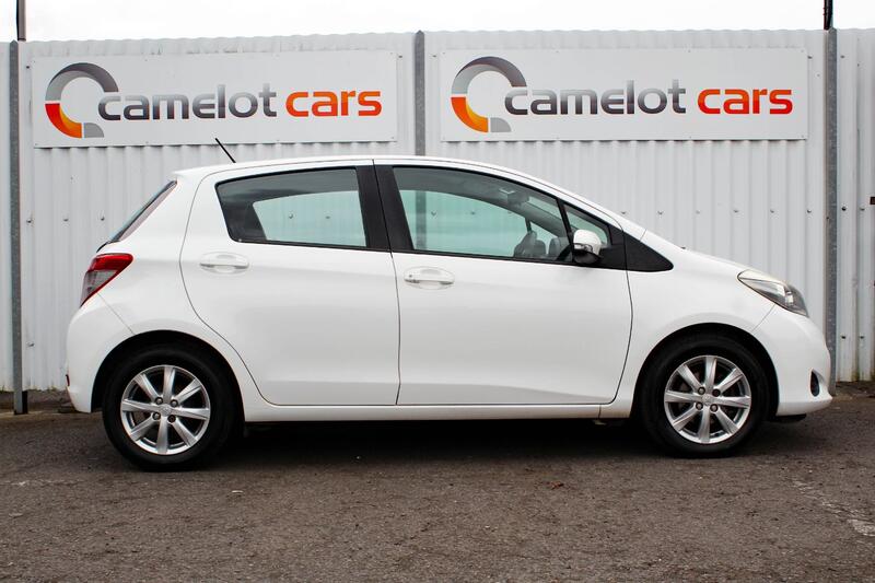 TOYOTA YARIS 1.3 Dual VVT-i TR 2013