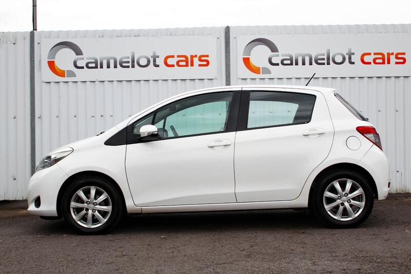 TOYOTA YARIS 1.3 Dual VVT-i TR 2013