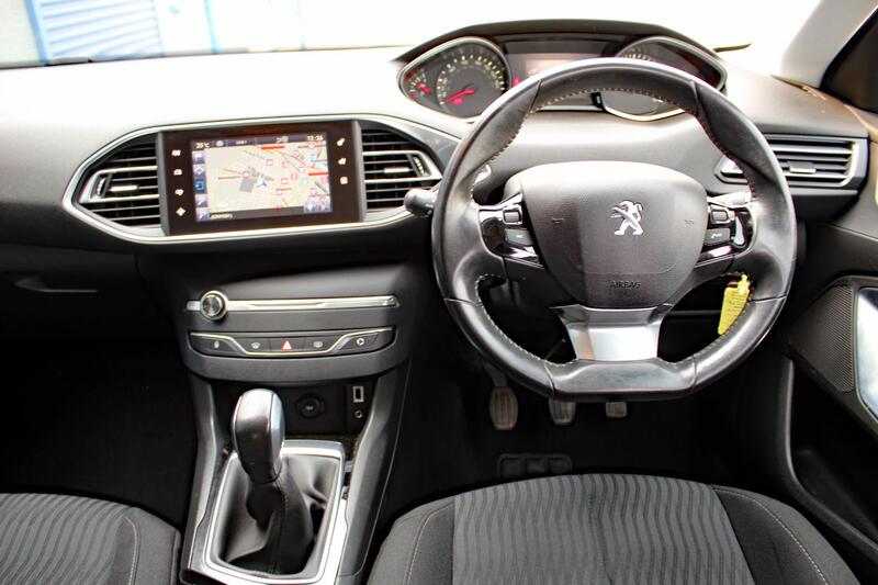 PEUGEOT 308 1.6 BlueHDi Active 2016