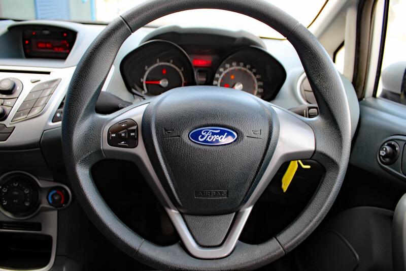 FORD FIESTA 1.3 Edge 2009