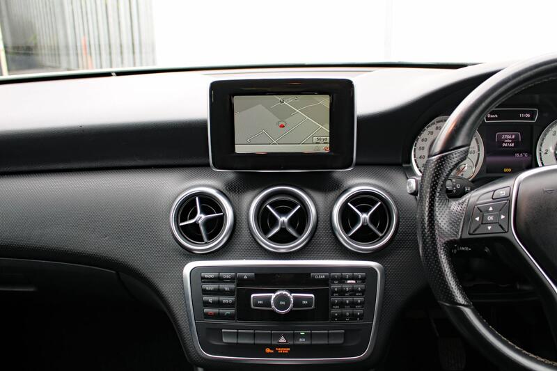 MERCEDES-BENZ A CLASS 1.5 A180 CDI Sport 2014