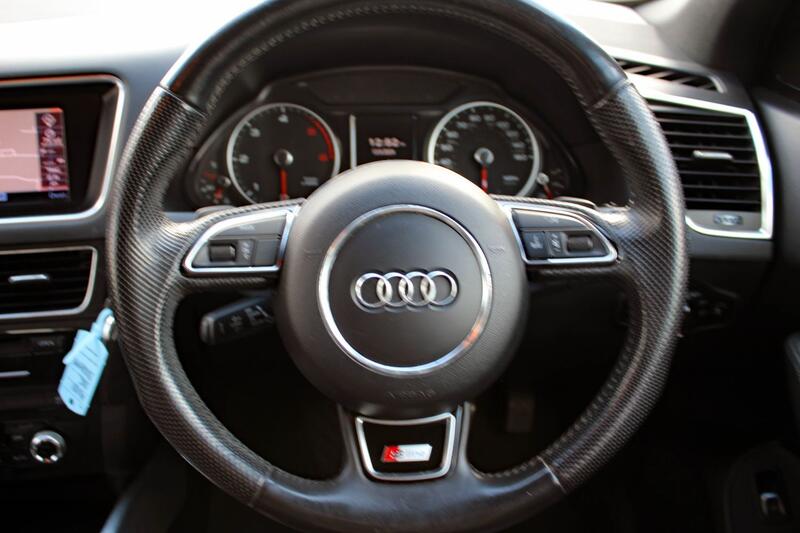 AUDI Q5 2.0 TDI S line 2012