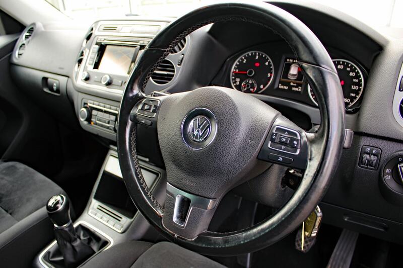 VOLKSWAGEN TIGUAN 2.0 TDI BlueMotion Tech Match 2015