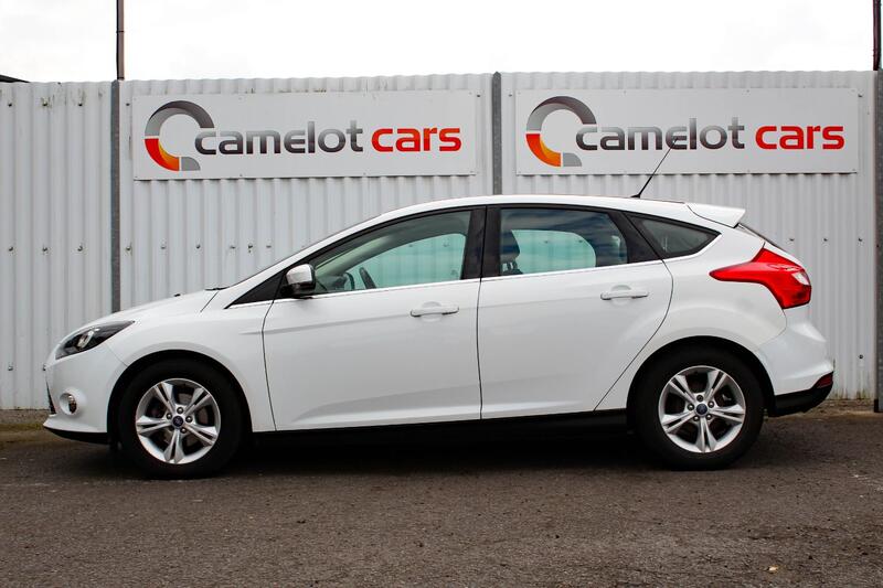 FORD FOCUS 1.0 T EcoBoost Zetec 2014