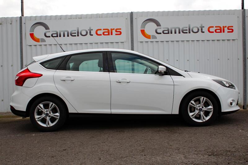 FORD FOCUS 1.0 T EcoBoost Zetec 2014