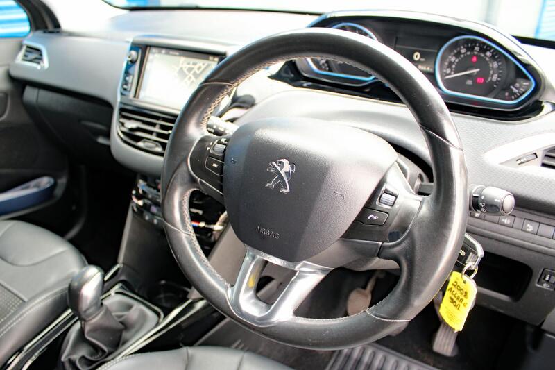 PEUGEOT 2008 1.6 VTi Allure 2015