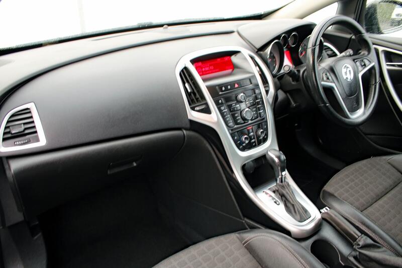 VAUXHALL ASTRA GTC 1.4 T SRi 2014