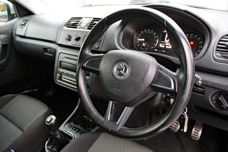 SKODA FABIA 1.6 TDI Scout 2014