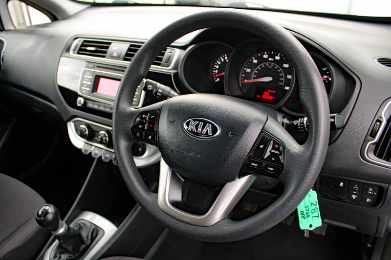 KIA RIO 1.3 1 2016