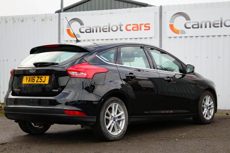 FORD FOCUS 1.0 T EcoBoost Zetec 2016