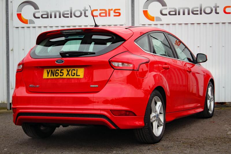 FORD FOCUS 1.0 T EcoBoost Zetec S 2015