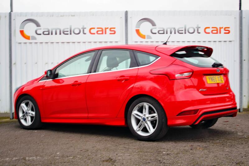 FORD FOCUS 1.0 T EcoBoost Zetec S 2015