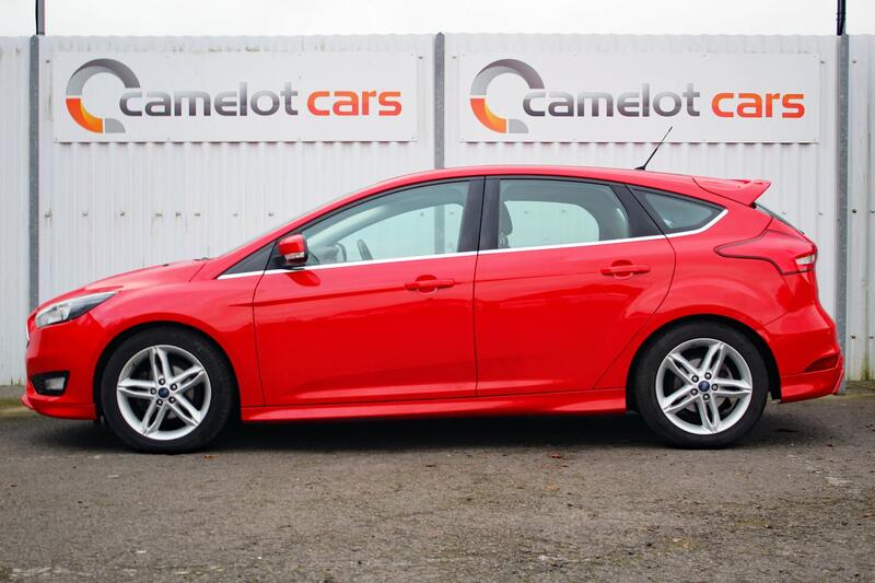 FORD FOCUS 1.0 T EcoBoost Zetec S 2015