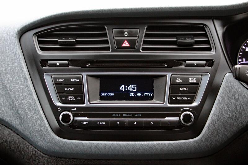 HYUNDAI I20 1.2 Premium 2015
