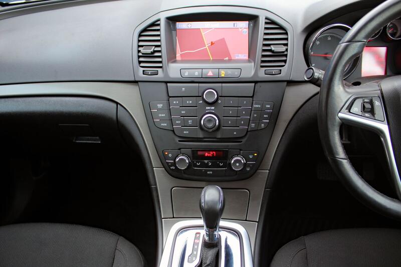 VAUXHALL INSIGNIA 2.0 CDTi Exclusiv 2012