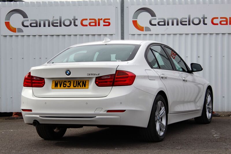 BMW 3 SERIES 2.0 318D SPORT 2013