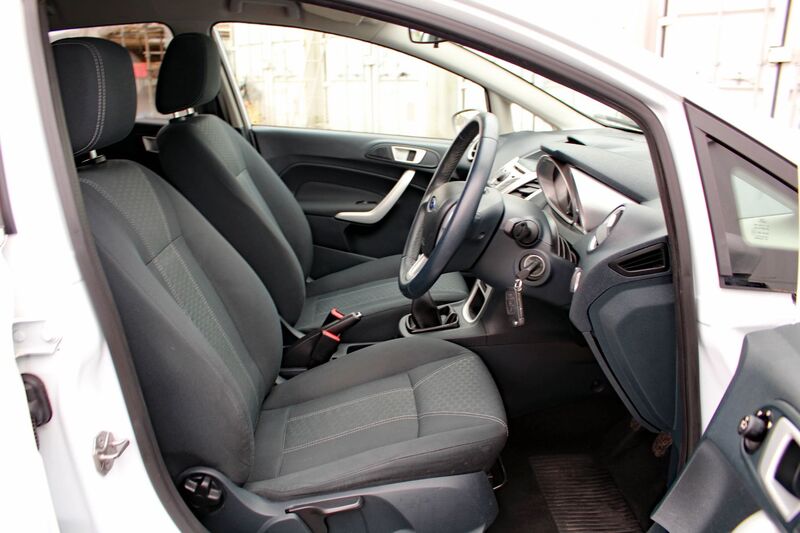 FORD FIESTA 1.4 ZETEC 2011