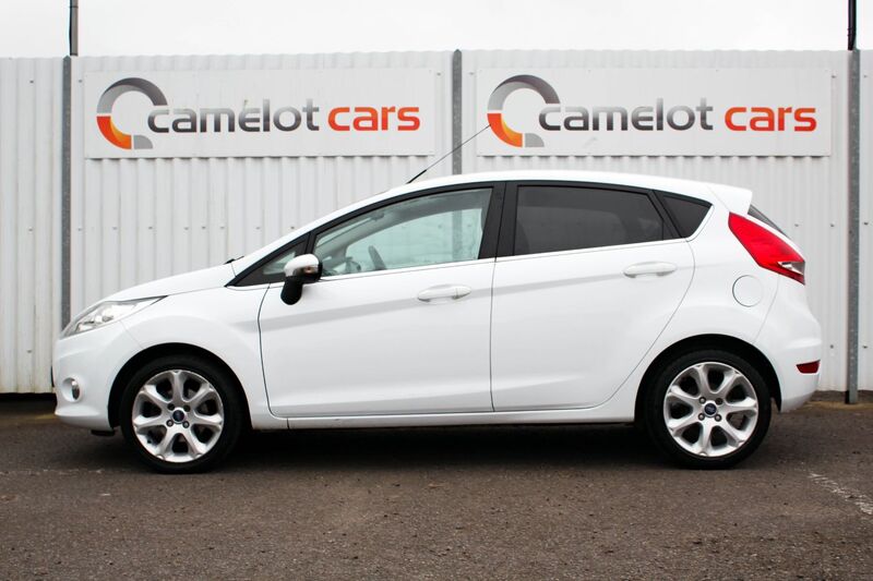 FORD FIESTA 1.4 ZETEC 2011