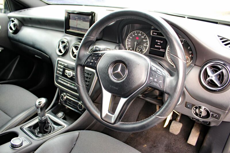 MERCEDES-BENZ A CLASS 1.5 A180 SE CDI 2013