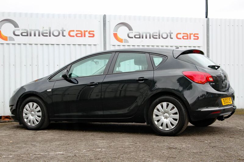 VAUXHALL ASTRA 1.7 CDTI EXCLUSIVE 2013