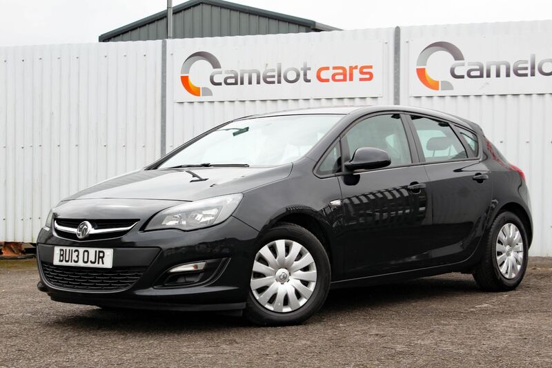 VAUXHALL ASTRA 1.7 CDTI EXCLUSIVE 2013