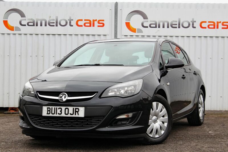 VAUXHALL ASTRA 1.7 CDTI EXCLUSIVE 2013