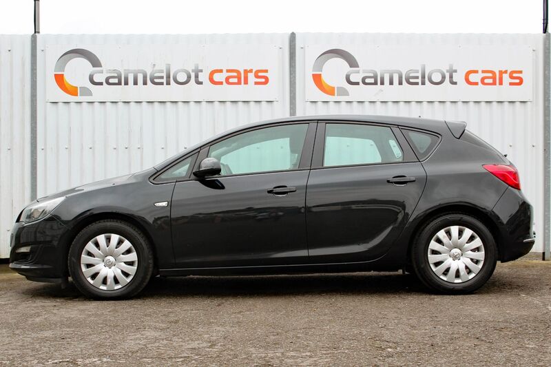 VAUXHALL ASTRA 1.7 CDTI EXCLUSIVE 2013